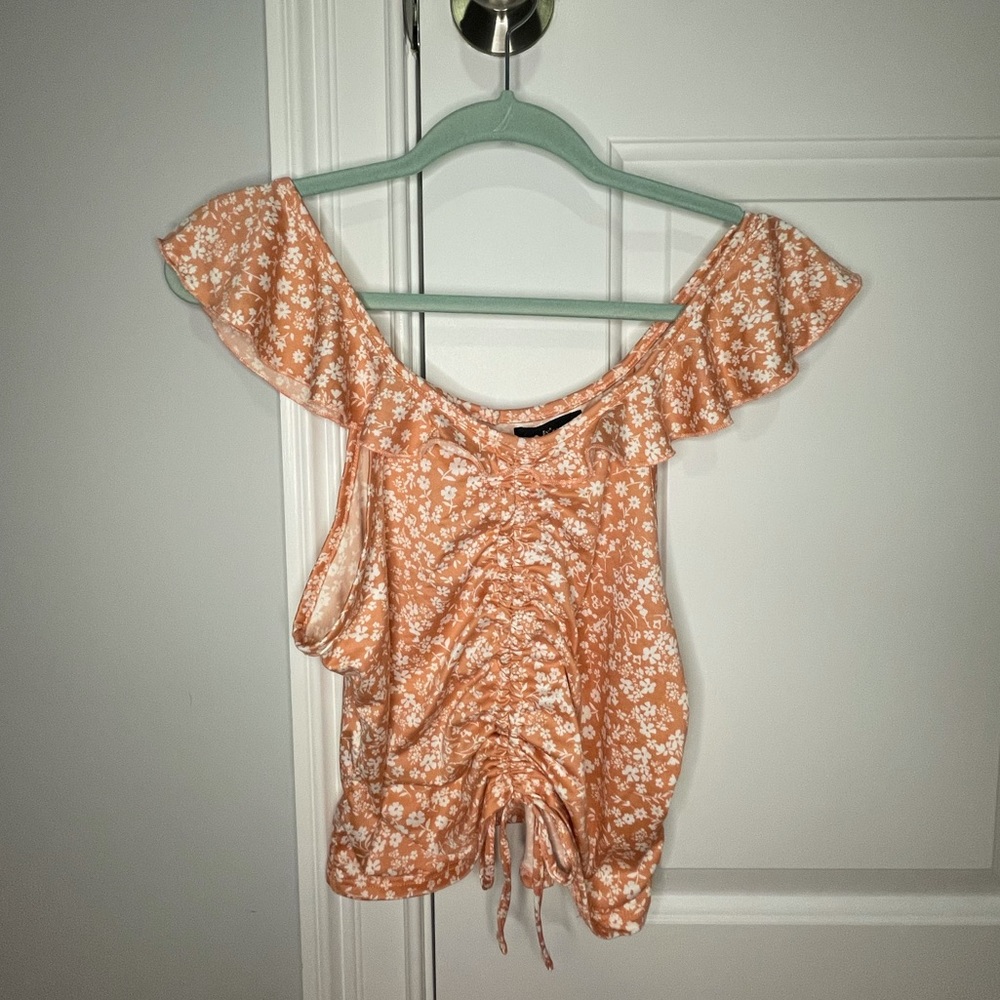 Off shoulder floral crop top